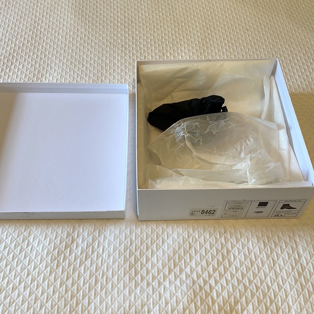 Dior boot box - Picture 2 of 5